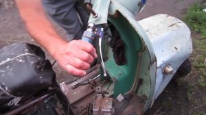 На мотоцикл муравей поставили двигатель от Мотоблока