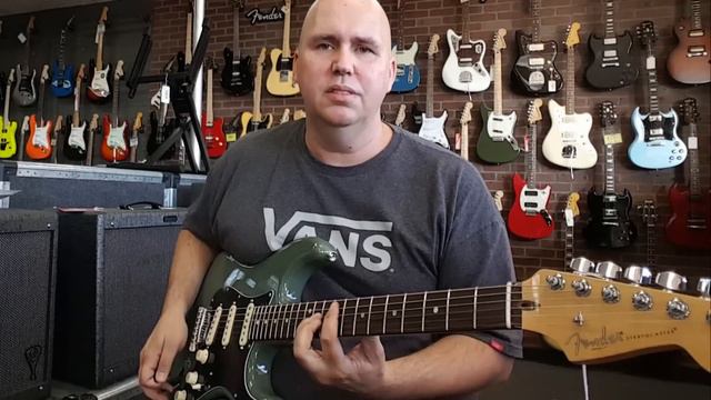 Fender American Professional Stratocaster смотреть онлайн