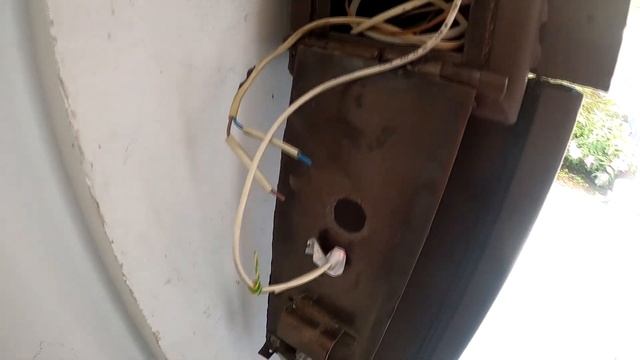 Замена кнопки домофона. ул. Академика Королева, 9. Тополинка. смотреть онлайн