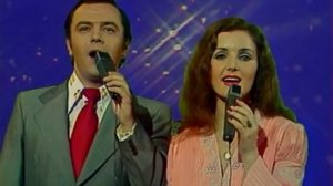 Надежда Чепрага и Владислав Коннов - Мне приснился шум дождя ( концерт, Песня '77