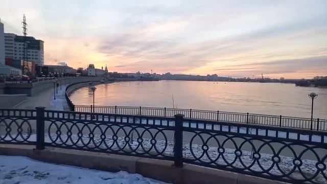 прогулка по нижней набережной Ангары , города Иркутска. Пообщаемся смотреть онлайн