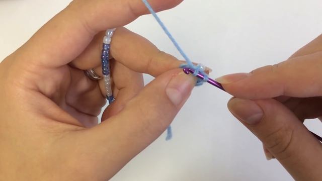 ЖГУТ из БИСЕРА КРЮЧКОМ. С чего начать. Часть 1/2 смотреть онлайн