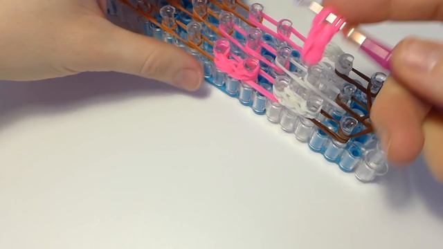 МОРОЖЕНОЕ из Rainbow Loom Bands. Урок 186 | Ice Cream Rainbow Loom смотреть онлайн