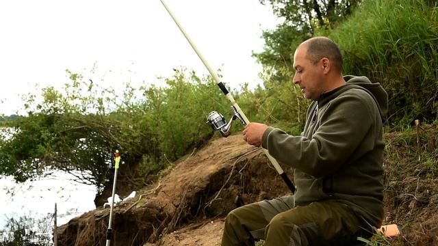 Рыбалка в Башкирии на реке Белая, день второй, заготовка иван-чая, ферментируем дома. смотреть онлайн