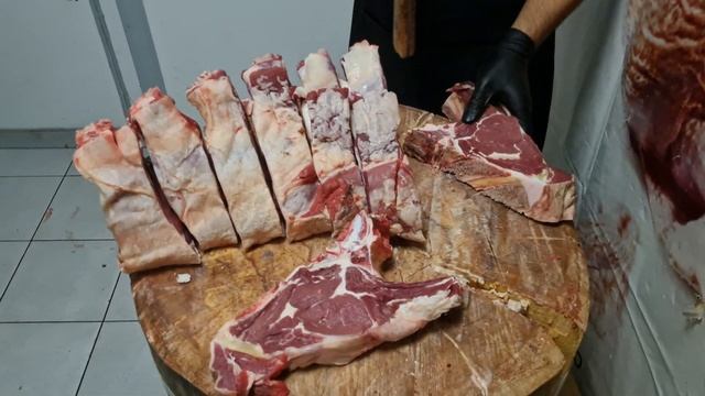 профессиональный разруб говядины! толстый край ! Томагавк, Рибай! Tomahawk steak, rib eye. in Russi смотреть онлайн