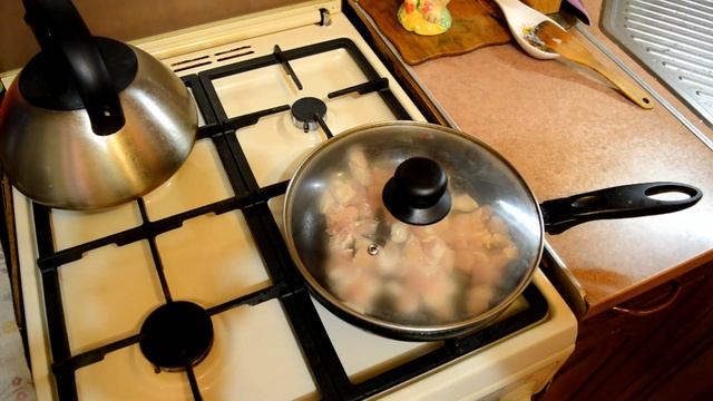 Лодочки из слоеного теста с начинкой. смотреть онлайн