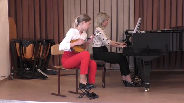 Теплякова Алина, 18 лет, домра смотреть онлайн