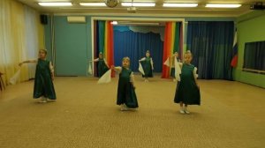 Танец "Где берёзоньки  шумят"