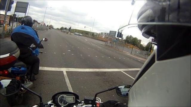 suzuki gsr750 gymkhana ride home смотреть онлайн