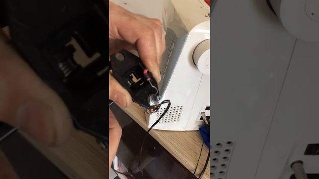 Ремонт педали швейной машинки смотреть онлайн