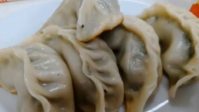 上海飽餃店。紅磡???Shanghai Dumpling Shop。Hung Hom смотреть онлайн