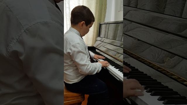 М. Глинка "Мазурка" - исполняет Малхасян Миран смотреть онлайн