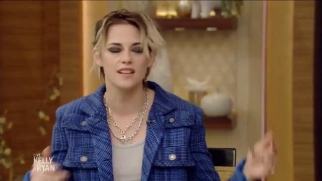 #kristenStewart "I actually have absolutely no recollection of being on the show." #SNL смотреть онлайн