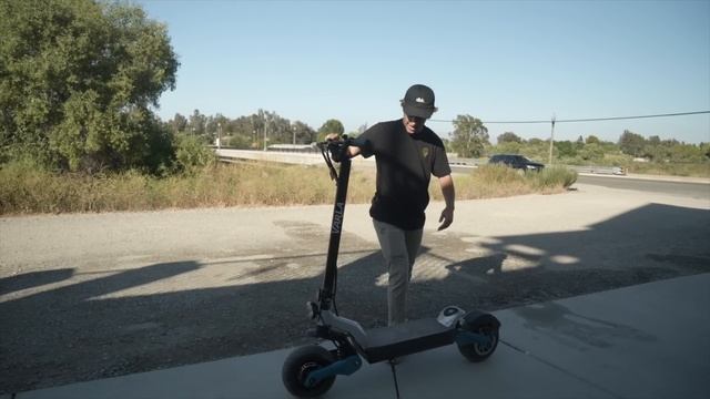 Riding Supercross on Sur Ron X E-Bike!! смотреть онлайн