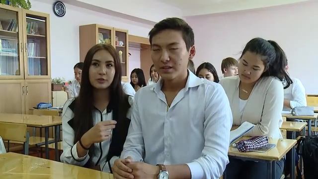 Ученики школы №13 г. Бишкек поздравляют своих учителей с праздником смотреть онлайн