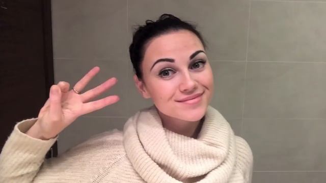 Пара простых причёсок с помощью ГУБКИ для волос смотреть онлайн