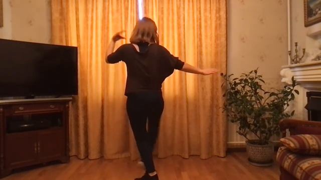 Вальс студии «Танцы 40+» урок 1 смотреть онлайн