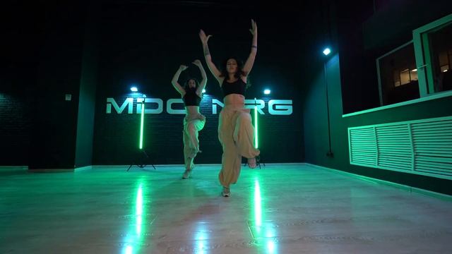 Катя Шубина // JAZZ-FUNK CHOREO (Сокол) смотреть онлайн