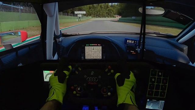 Assetto corsa competizione _imola_audiR8 evo II _{Triple screen} смотреть онлайн
