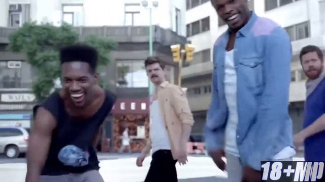 Дети в отражении, реклама воды! смотреть онлайн