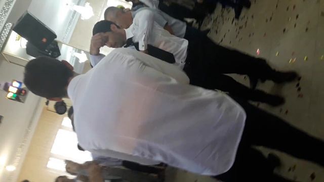 Жених зажигает супер лезгинка на свадьбе коллеги смотреть онлайн