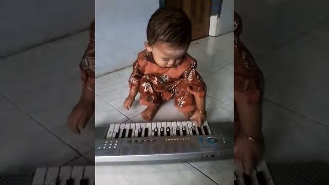 Pinter main piano...!!!! смотреть онлайн
