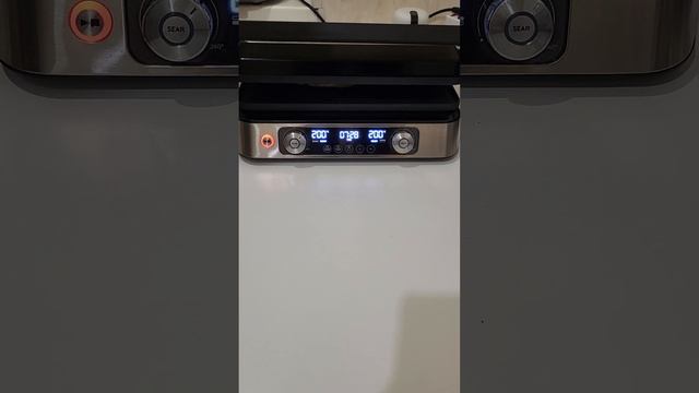 Электрогриль Delonghi CGH 1112D. Жарка рыбы Дорадо. смотреть онлайн