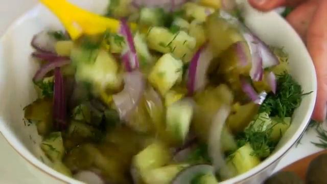 Два Простых Салата из солёных огурцов за 5 минут! смотреть онлайн