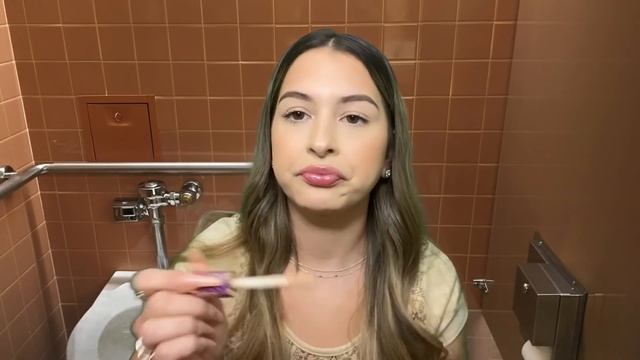 ASMR toxic friend does your makeup fast & aggressive during school ? смотреть онлайн