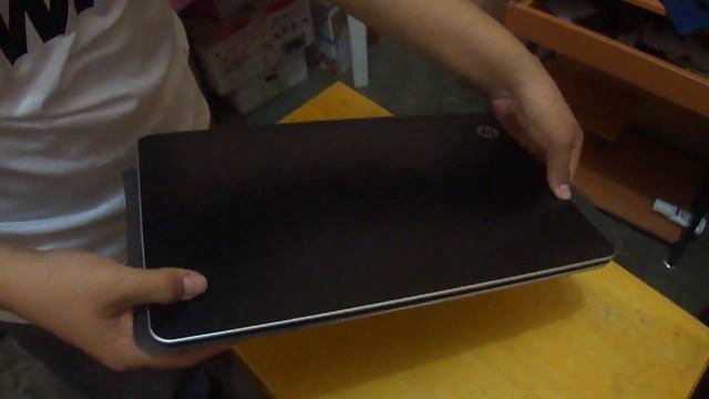 UNBOXING Laptop HP DV6 7078CA Core i7 3ra Gen. 2 GB de Video Nvidia смотреть онлайн