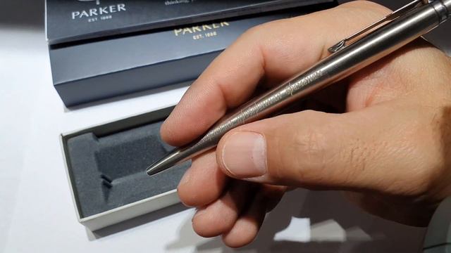 Parker Jotter Stainless Steel CT PARKER 1953170 смотреть онлайн