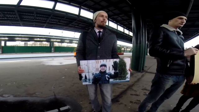 «Весна» попробовала встретить Ильдара Дадина на Ладожском вокзале смотреть онлайн