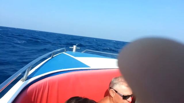 Тайланд. Поездка на катере по морю на острова 1 смотреть онлайн