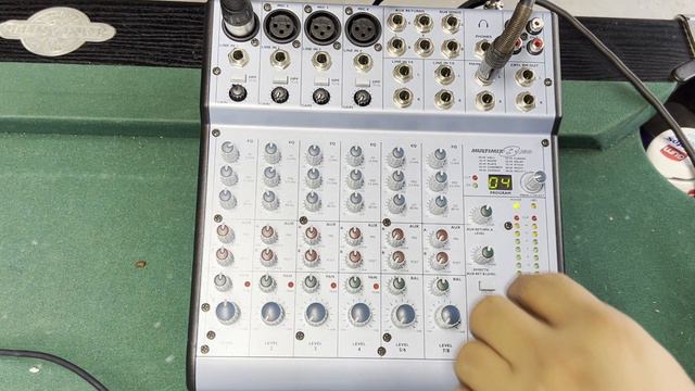 ALESIS MULTIMIX USB FX USB THE BEST CONSOLE IN THE WORLD смотреть онлайн