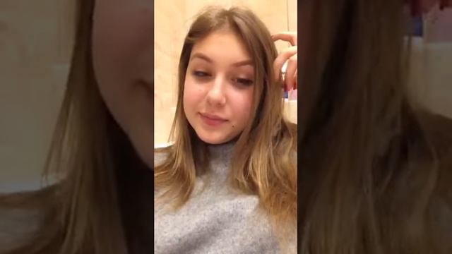 elisabeam Сижу в ванне с игрушками смотреть онлайн