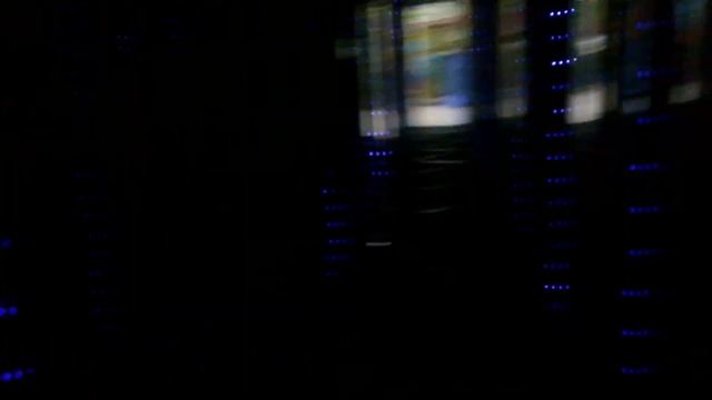 КАК МЫ ПОШЛИ В ЗЕРКАЛЬНЫЙ ЛАБИРИНТ//ВРЕЗАЛАСЬ В ЗЕРКАЛО//ДЕНЬ РОЖДЕНИЕ ВАРИ... смотреть онлайн