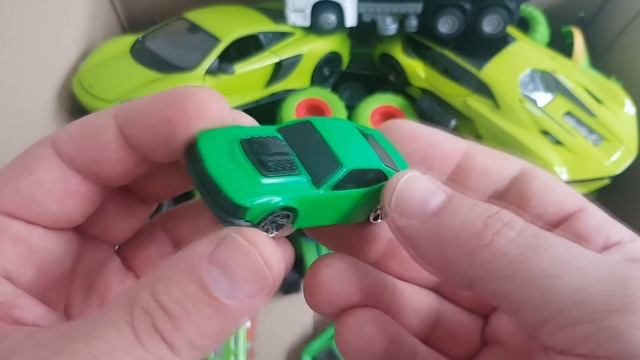A box full of green car models смотреть онлайн