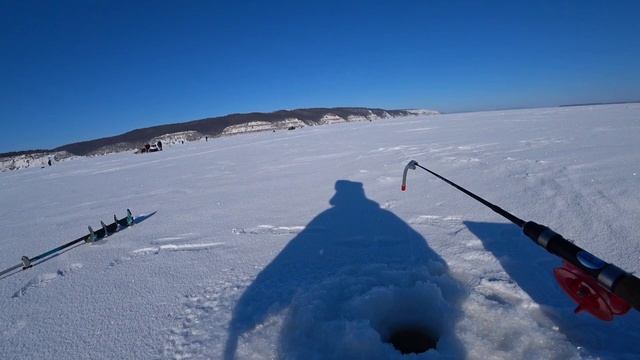 Рыбалка на судака. Март. Погода супер. смотреть онлайн