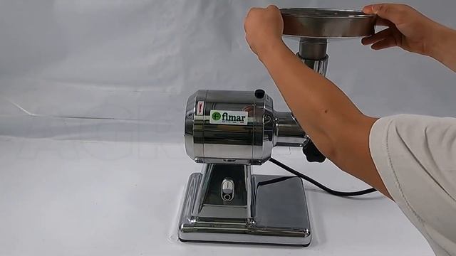 Montagevideo Elektrischer Fleischwolf FIMAR TC12S смотреть онлайн