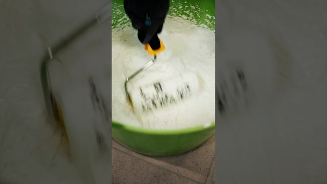 Валик для нанесения шпатлевки DLT #tools #ремонт #отделка #инструмент #керамогранит #строительство смотреть онлайн