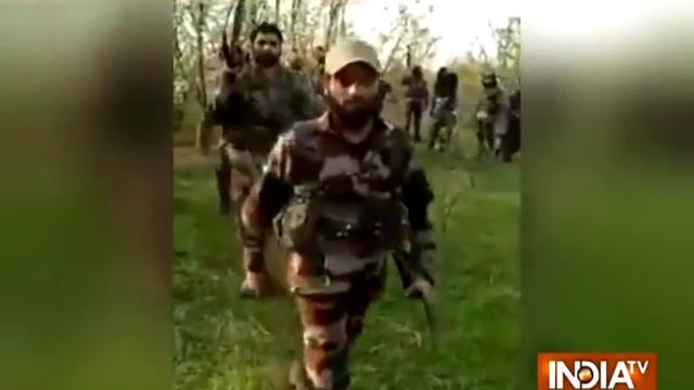 New video of 30 Kashmiri militants goes viral смотреть онлайн