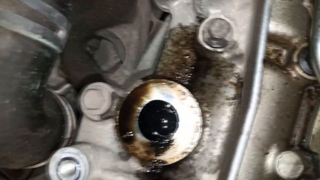Течет масло 1,6 Dci R9M меган 3 сценик 3. Oil Leak 1,6 Dci R9M Renault Megan 3 Scenic 3