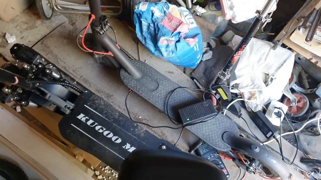 Проверка балансировки аккумулятора самоката Jilong Kugoo M5 без постороннего тестера смотреть онлайн