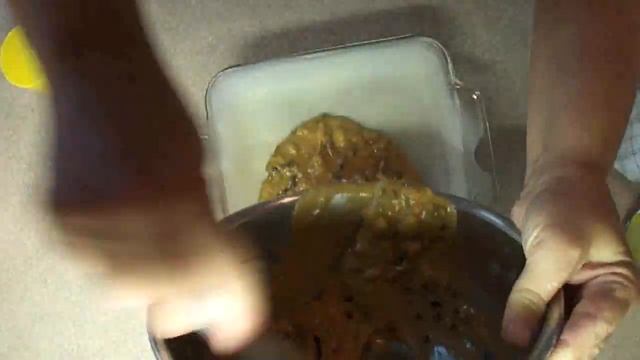 Blonde Brownie (with maple syrup sauce) смотреть онлайн