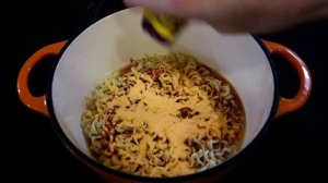Samyang Buldak 4 Cheese ? Quattro Ramen - Stir-Fry Noodles ?