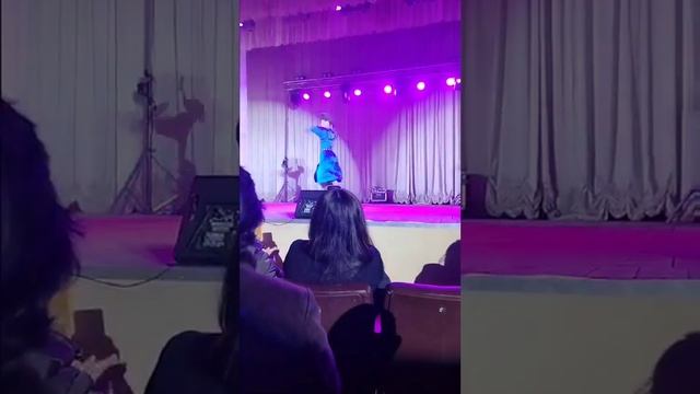 Ишкмндг (рус. Аллюр, поступь лошади) смотреть онлайн