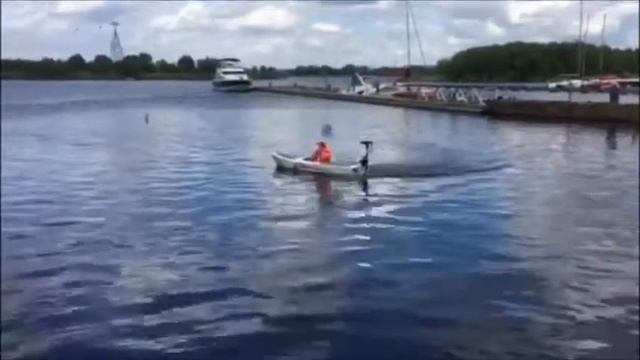 Ходовые испытания лодки на солнечных батареях завершены, подняли флаг НДРП смотреть онлайн