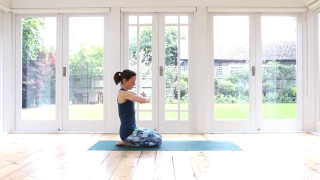 Yoga Pilates Post Travel Practice 25 mins смотреть онлайн