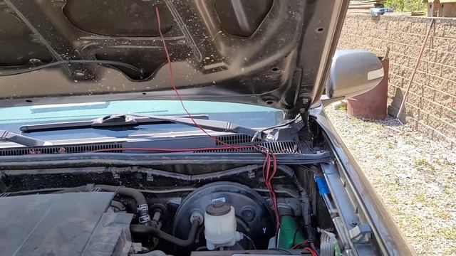 DIY hood struts easy installation Redline Tuning #truck #offroad #tacoma смотреть онлайн