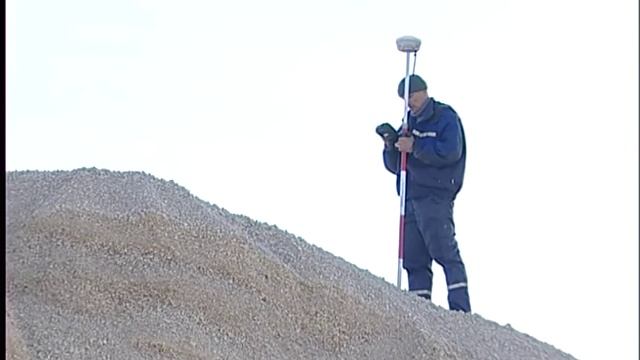 Пока арбитражный суд не решит: елецкие судебные приставы арестовали 58 тысяч тонн щебня смотреть онлайн